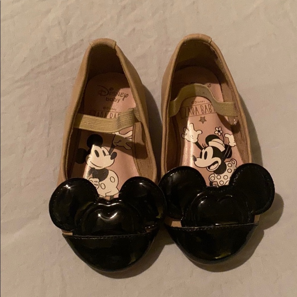 Disney Baby Shoe. never worn